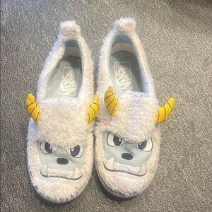 Vans White Fuzzy Yetti slide ons